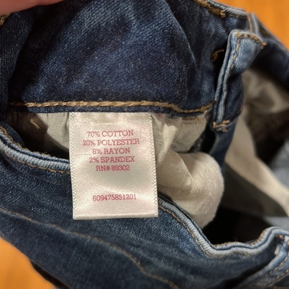 So ultimate high -rise jegging distressed jeans size 3 jr. - Picture 3 of 5